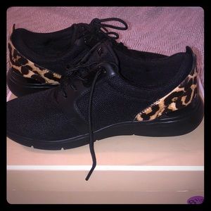 Michael Kors Leopard sneakers